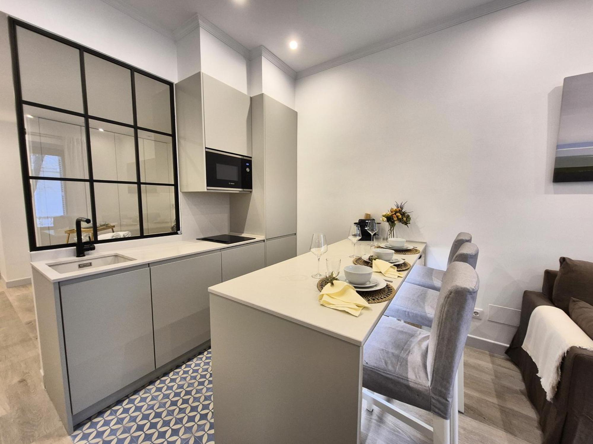 Apartamentos Plaza De Espana Madrid Exterior foto