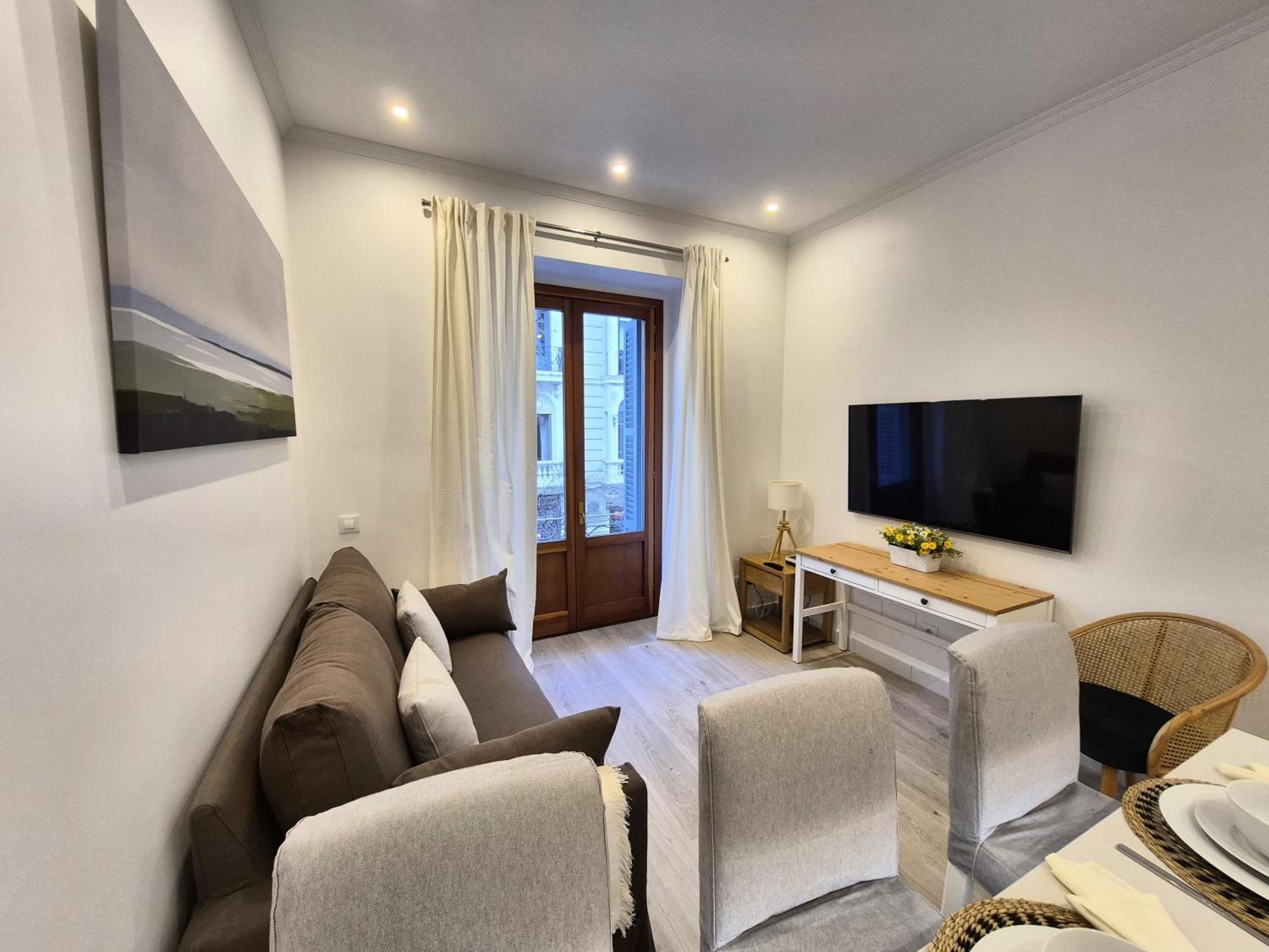 Apartamentos Plaza De Espana Madrid Exterior foto